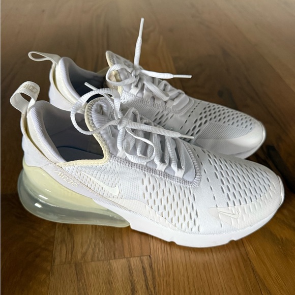 Nike Other - Nike 270 Air Max